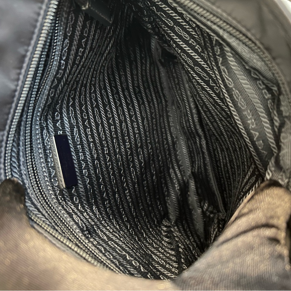 Authentic Prada Dark Navy Nylon and Saffiano Shoulder Messenger Bag NWOT - Picture 13 of 15